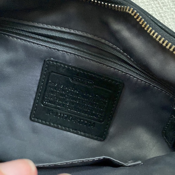 Coach crossbody purse - Picture 4 of 7